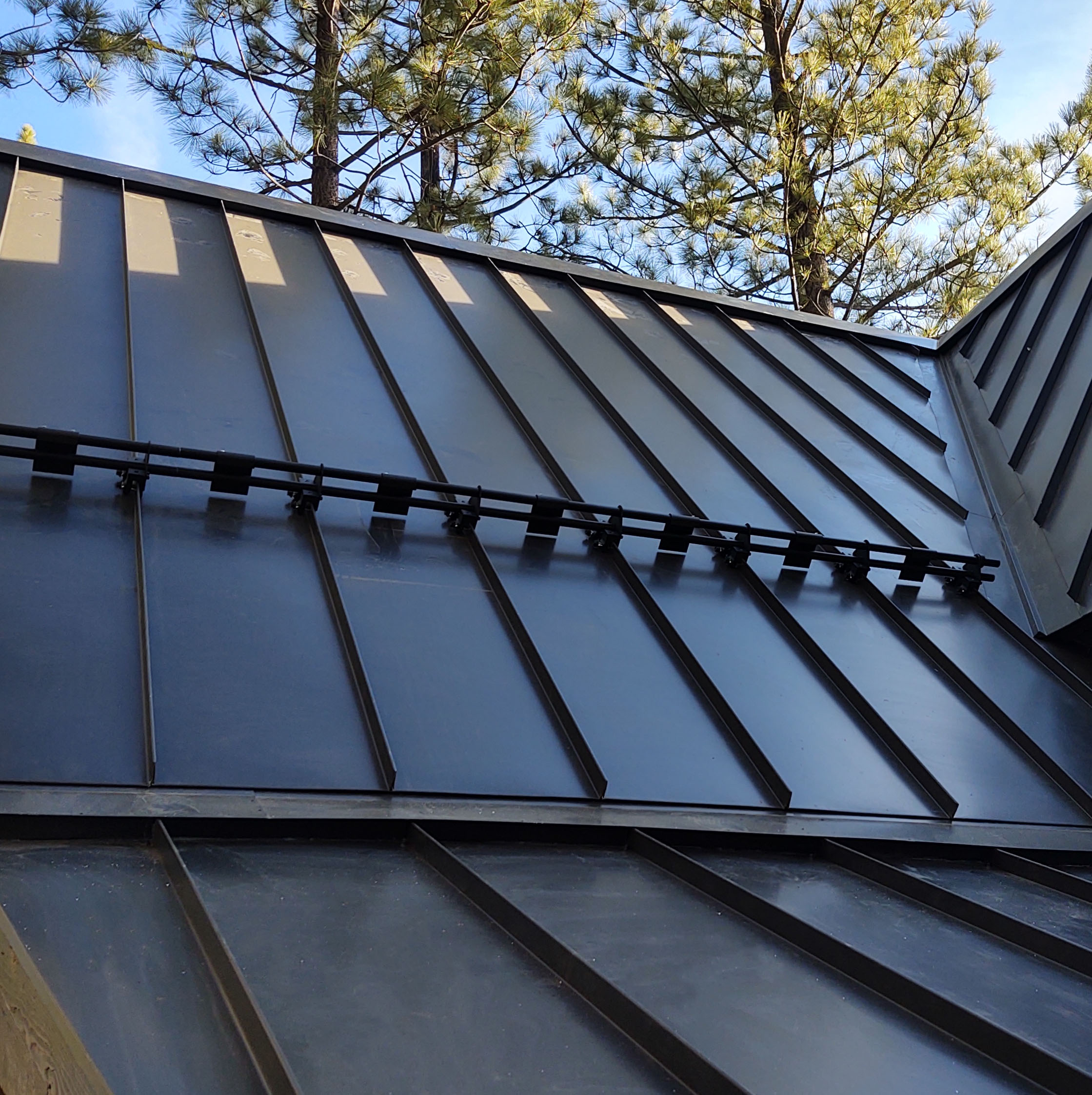 Metal Roofing on Low-Slope and Flat Roofs in Brendonwood